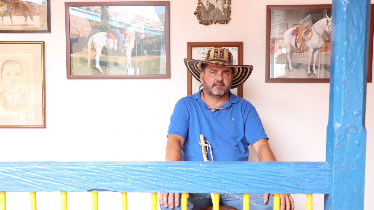 LA RIVIERA CULTURING NIU Devoción